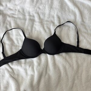 SKIMS fits everyone Black Bra with Underwire